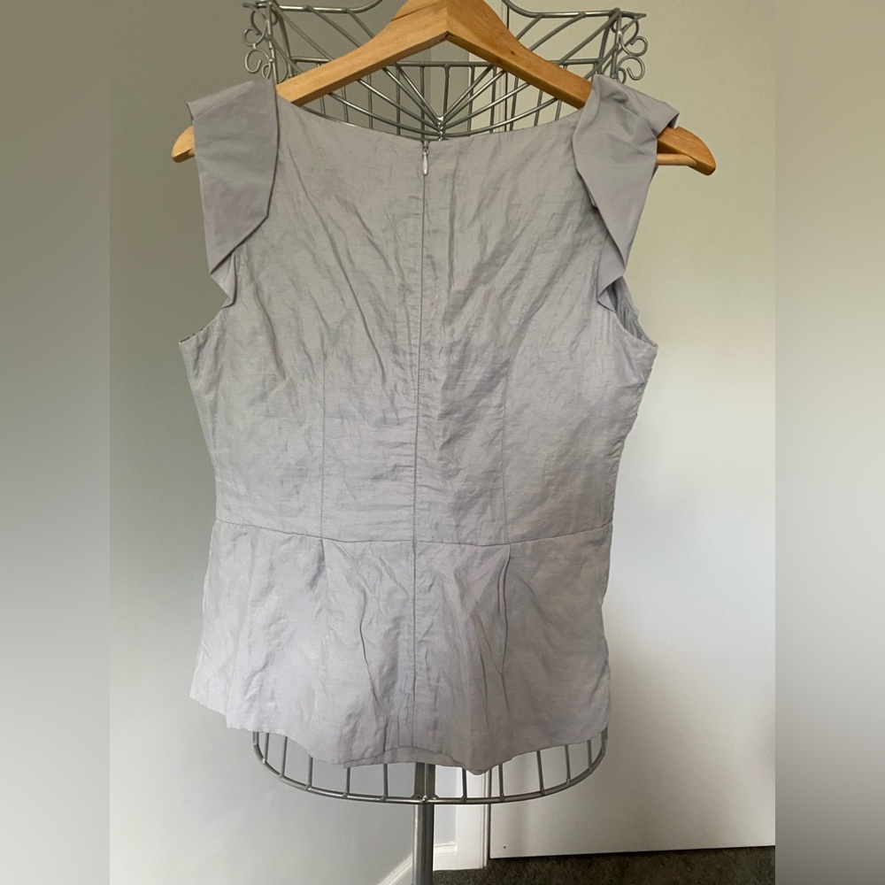 Veronika Maine silver grey fitted top - Picture 3 of 4